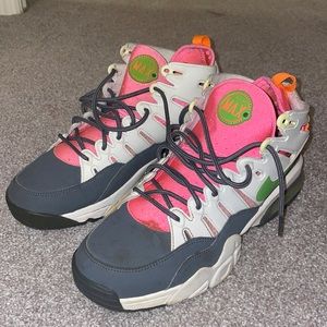 Air Trainer Max 2 ‘94 Size 10, Grey/Green/Pink